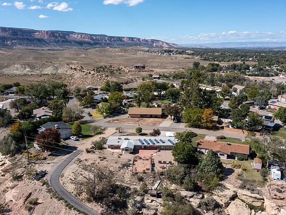 5th image of 319 Mesa Grande Dr