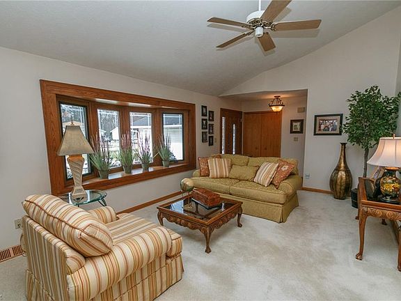 2nd image of 16231 Robindale Dr