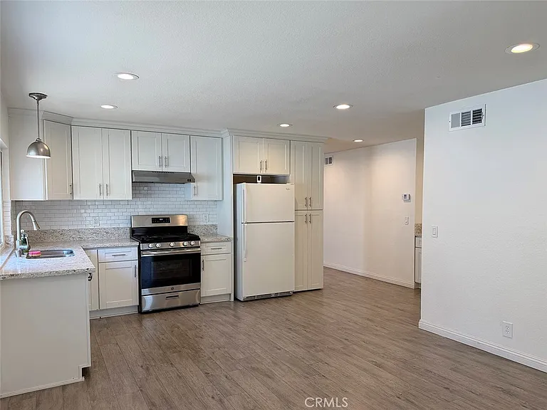 18617 Trot Ave — Photo 8