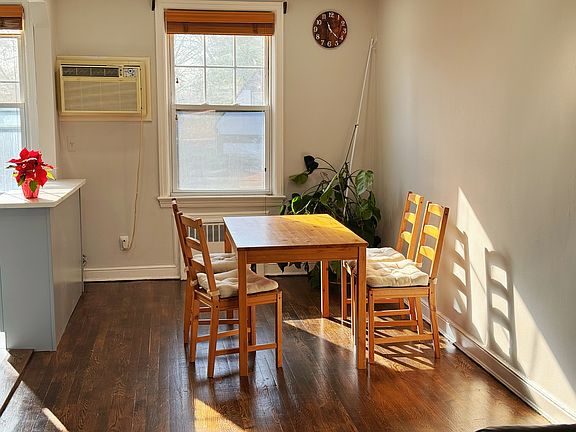 3rd image of 176 Millburn Ave APT 31