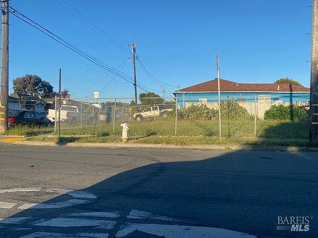 1st image of 1800 Hellings Avenue