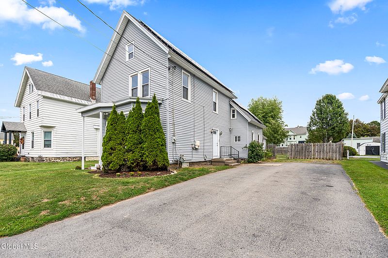 2nd image of 1254 Main Street