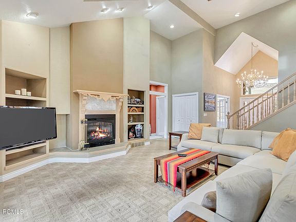 4th image of 2973 N Wolf Creek Dr