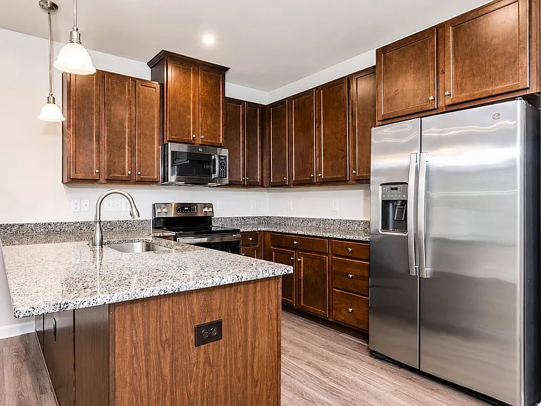 133 Capeside Ct — Photo 4
