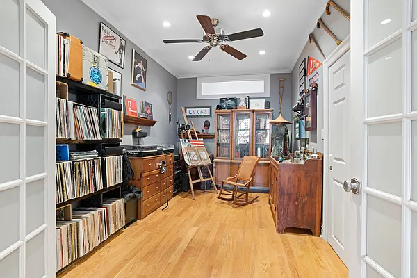 Sold by Douglas Elliman | media 15