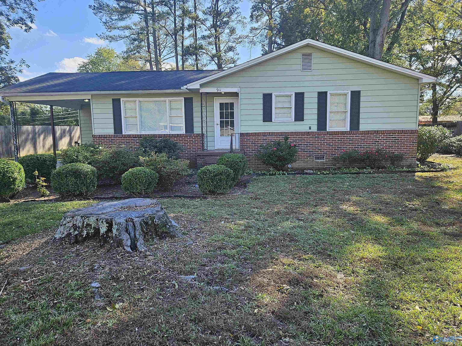 911 Betty St SW, Decatur, AL 35601 | MLS #21876172 | Zillow