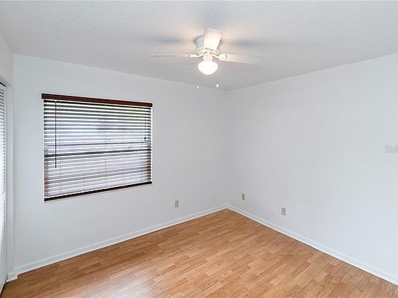 5th image of 221 Padgett Pl N