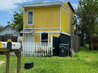 6911 Avenue O, Galveston, TX 77551