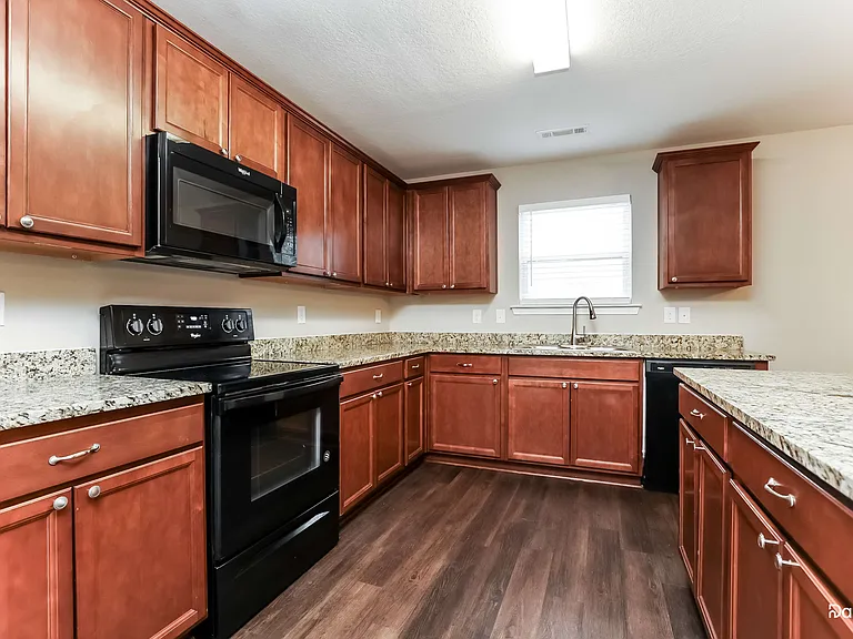 2271 Worker Bee Dr — Photo 4