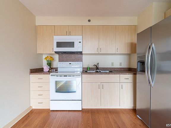 2nd image of 94-979 Kauolu Pl APT 410