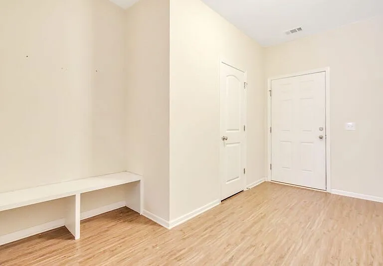 285 Cantle Dr — Photo 6