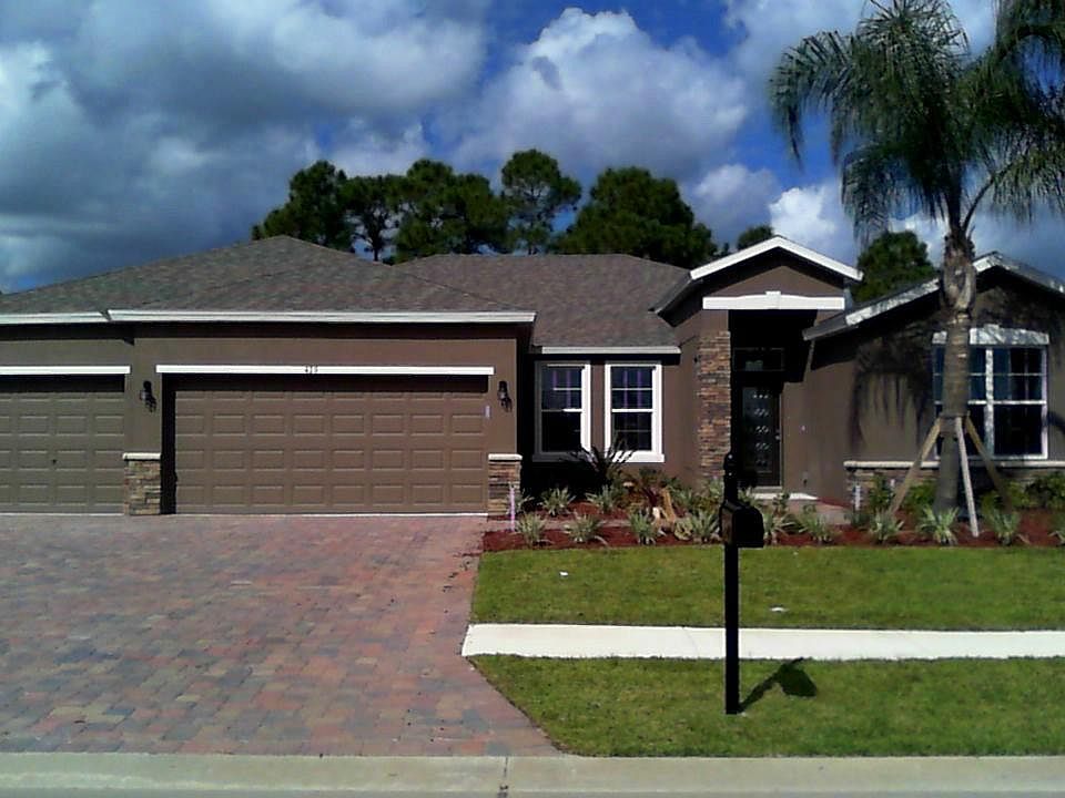 1st image of 479 SE Easton Forest Cir