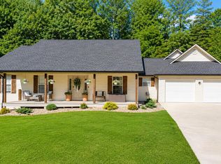 705 Grave Hill Rd, Oneida, TN 37841