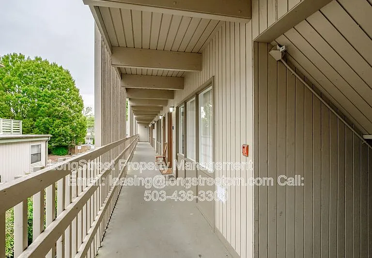 115 NW 15th St #33 — Photo 11
