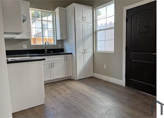 2nd image of 4305 Garthwaite Ave