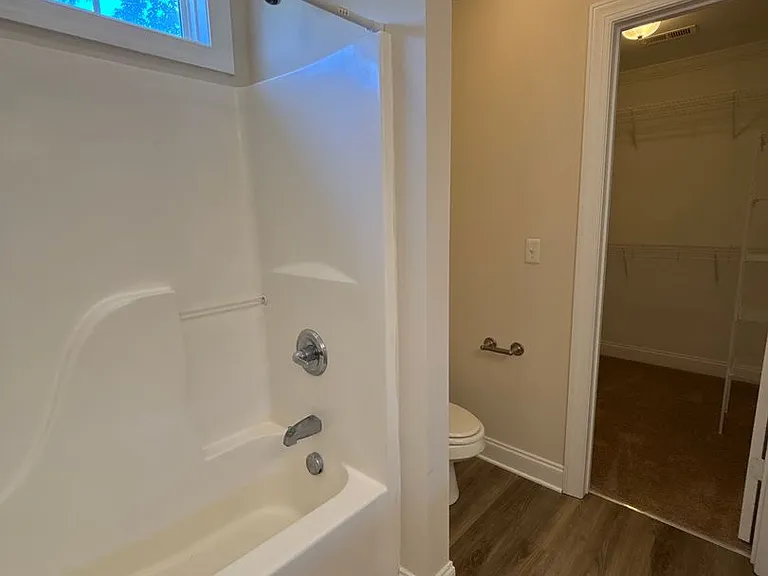 4401 Stephen Oaks Way — Photo 10
