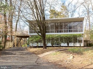 2321 Kimbro St, Alexandria, VA 22307