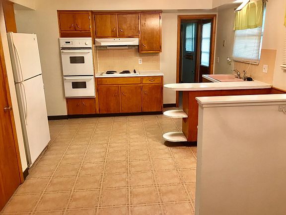 4th image of 189 Owosso Ave