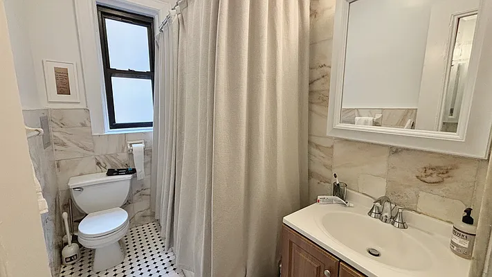 Rented by Rachel Realty | media 22