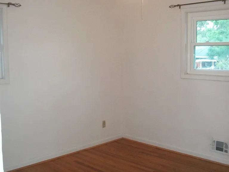 2851 Wells Dr — Photo 17