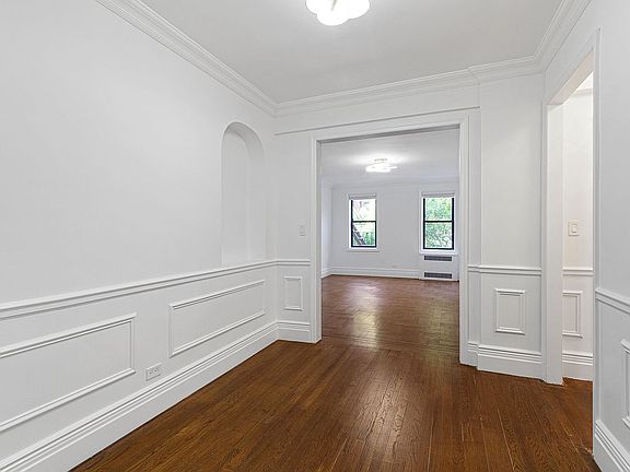 4th image of 47-39 40th St #2D