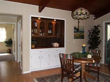 3rd image of 1585 Pierpont Dr
