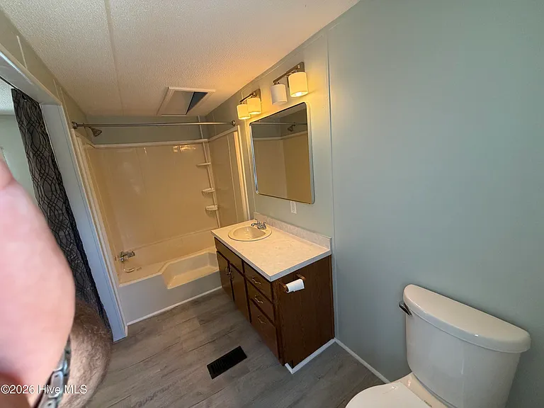 5556 Anchor Village Ln SE — Photo 8