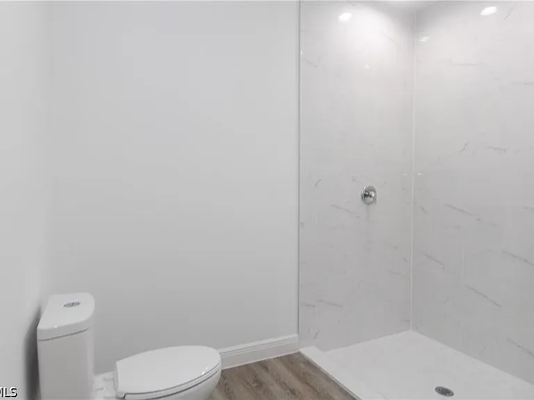 1476 Rugby Ln — Photo 22