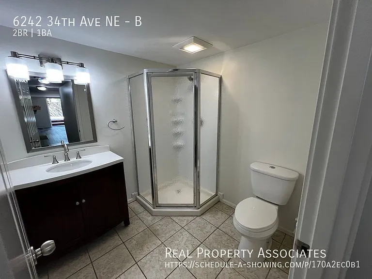 6242 34th Ave NE #B — Photo 6