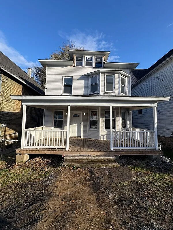 Building Photo - 415 S Main Ave