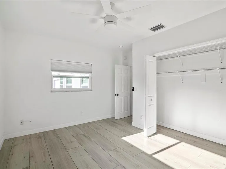 272 Malvern Dr — Photo 23