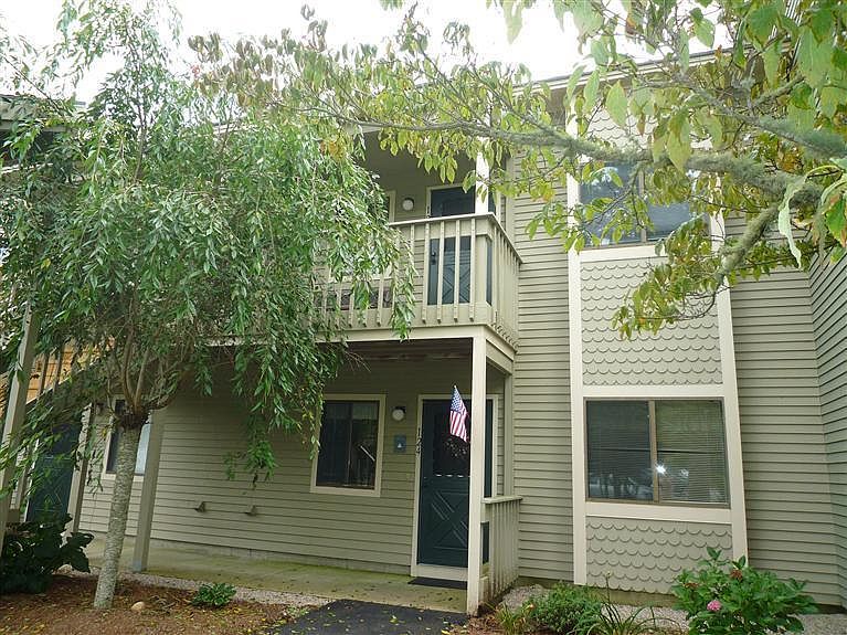 1st image of 126 Eaton Lane #126