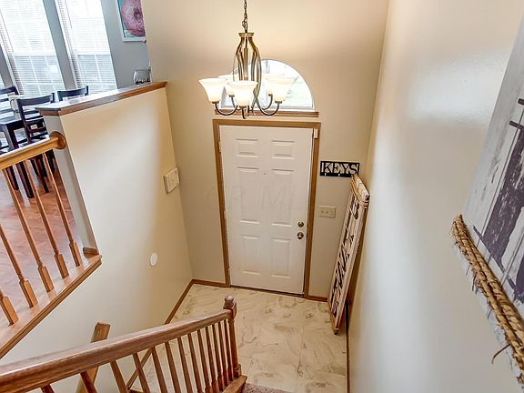 3rd image of 1651 Hollow Run Dr