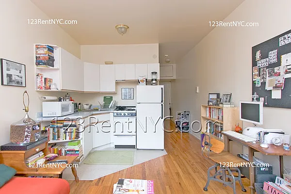 Rented by 123RentNYC.com | media 4