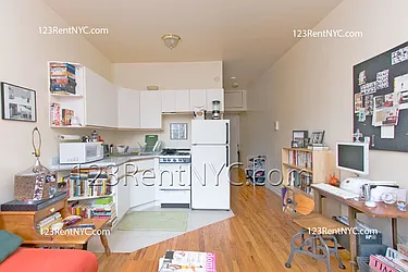Rented by 123RentNYC.com