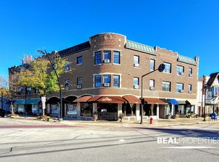 483-93 Roger Williams Ave #1B-1BA, Highland Park, IL 60035