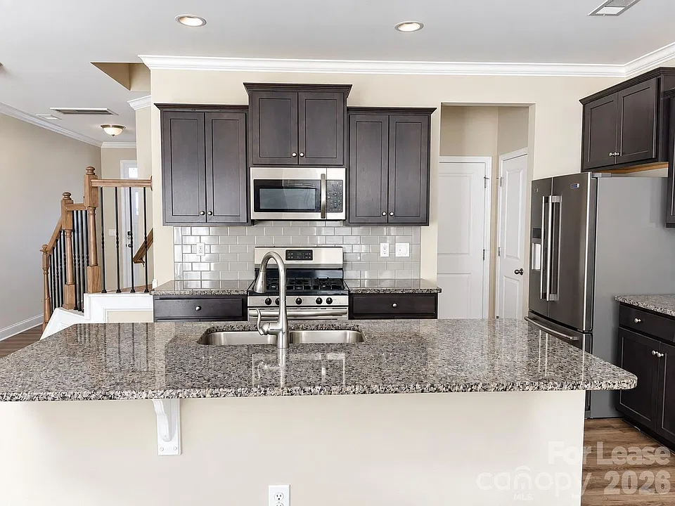 7124 Harris Bay Rd