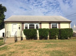 1172 Melville St, Petersburg, VA 23803