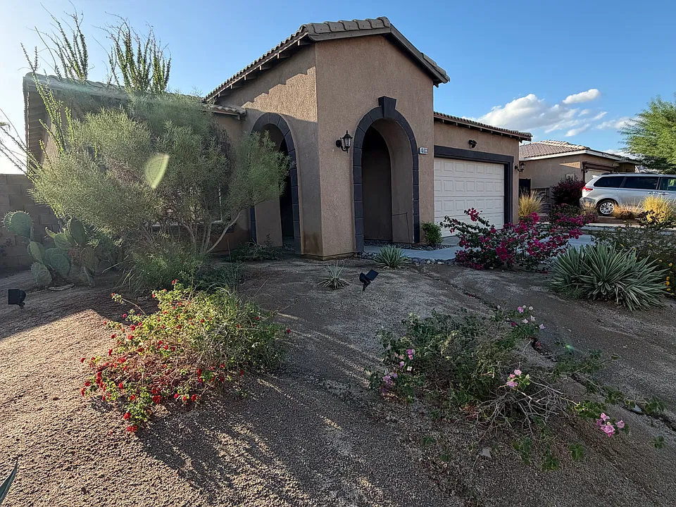 40633 Broadmoor Dr