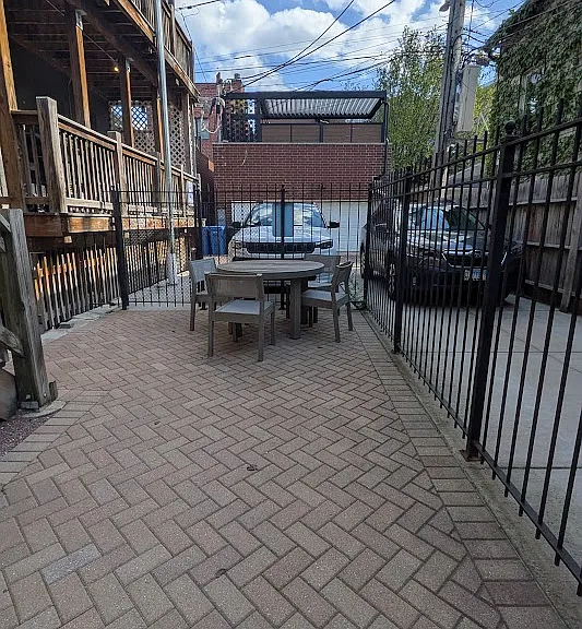 2852 N Seminary Ave #2 — Photo 20
