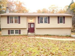 64 Williamsville Rd, Hubbardston, MA 01452