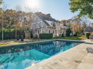 317 W Neck Rd, Southampton, NY 11968