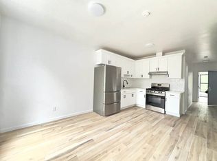 31 Park St #2, Brooklyn, NY 11206