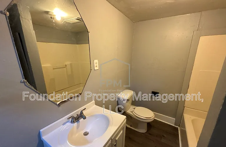 2632 Harvard Ave — Photo 10
