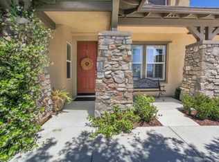 704 Hollowbrook Ct, San Marcos, CA 92078
