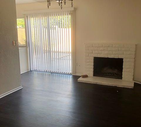 2nd image of 44156 Kirkland Ave