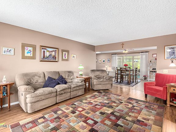 3rd image of 9914 W BURNS Drive