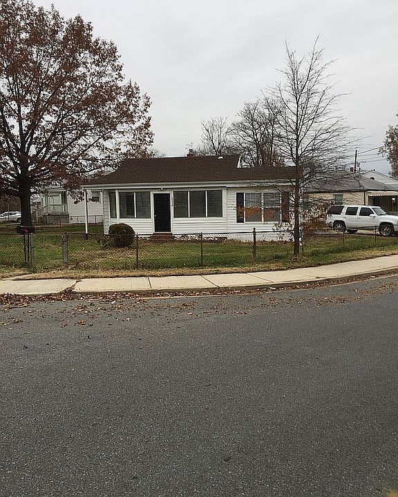 1st image of 1214 Farmingdale Ave