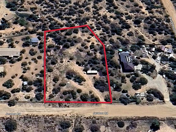 3rd image of 63330 Jeraboa Rd