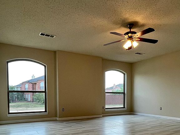 4th image of 141 Kirkhaven Dr